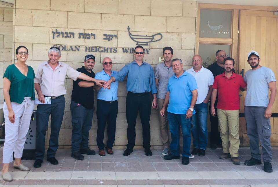 מעמד חתימת ההסכם ביקבי רמת הגולן