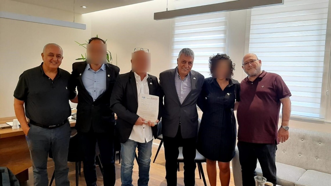 מימין: דורון קרני, ת', אריאל יעקבי, מ', א' ועדי בן עמי 