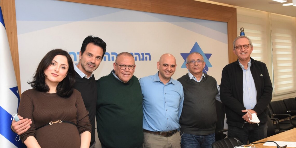 חתימת הסכם קיבוצי לעובדי נת"ע