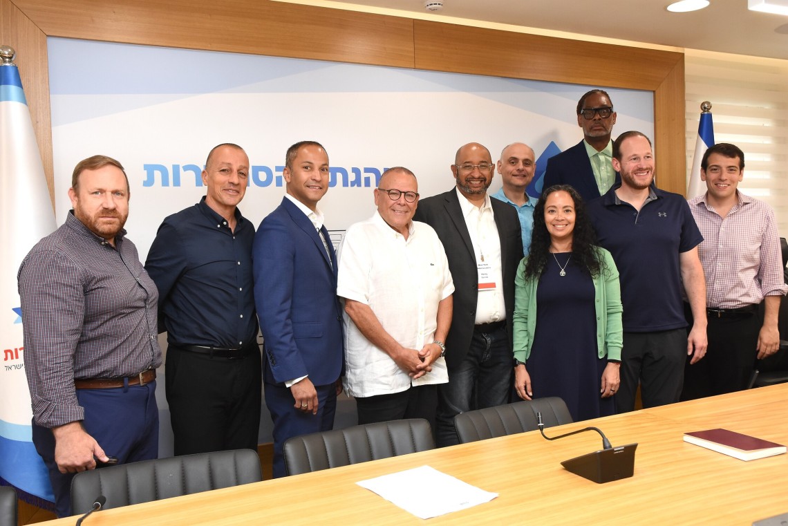 פגישת בכירי ההסתדרות עם ראשי האיגודים מניו יורק